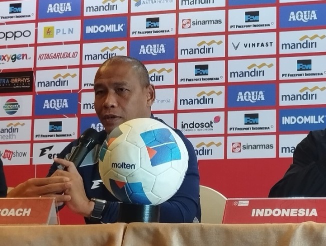 Pelatih Timnas Indonesia U-17, Nova Arianto.  [Ist]